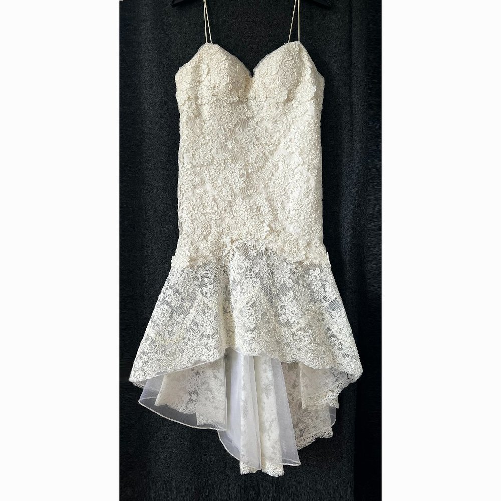 Azadeh Couture Boho Wedding Dress - size 4